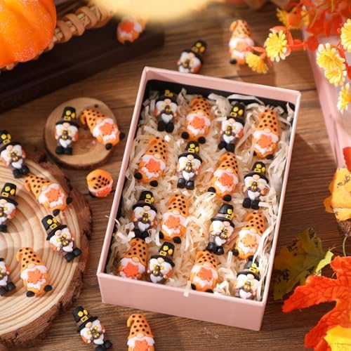 Lunmon 50 Pcs Mini Fall Gnomes Figures Decorations Bulks, 1.49 Inches