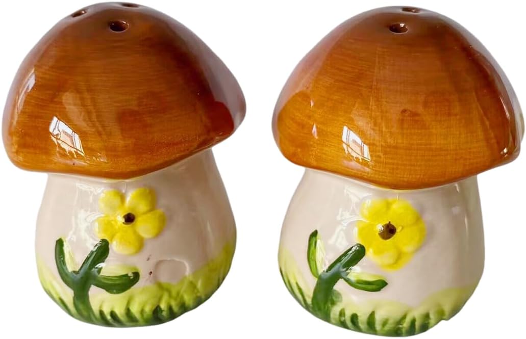 Hand painted 3D Ceramic Salt & Pepper Shaker Set / Mushroom