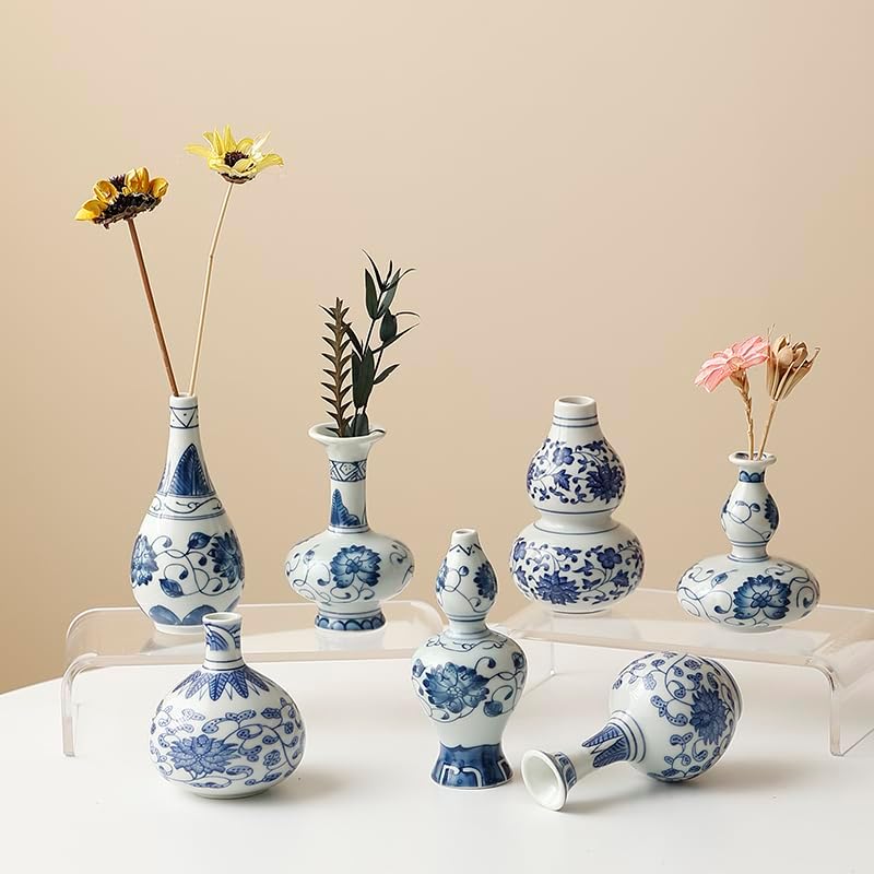 Vintage Chinoiserie Ceramic Small Flower Vase / Blue / Set of 7