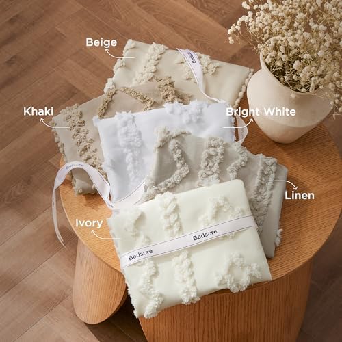 Bedsure Tufted Boho Comforter Set King Size - Linen Boho Bed Set, GentleSoft™ 3 Pieces Farmhouse-Style Embroidery
