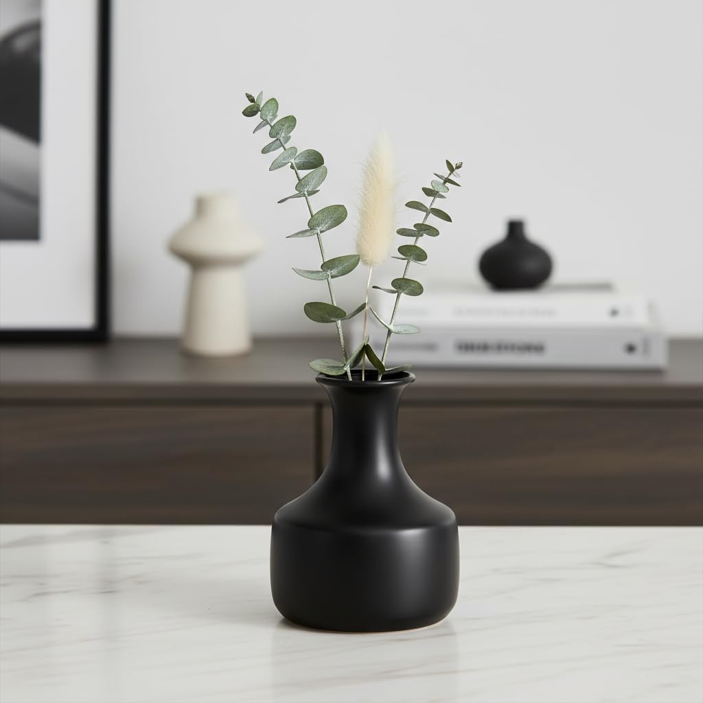 Ceramic Vase / Small Modern Flower Vase / Black / 7 Inch