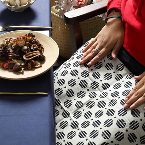 TARAN LIVING Cotton Cloth Napkins Natural Reusable Fall Dinner Napkins Reusable Machine Washable Fabric for Events, Gift, Home Decor - Black & Off White,18x18 Inches - (Pack of 12)