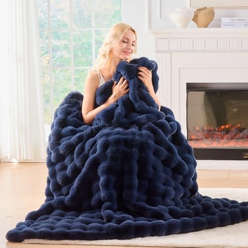 BENVWE Fluffy Faux Fur Throw Blanket for Couch, Soft Plush Thick Cozy Fuzzy Luxury Minky Bubble Blanket for Home Living