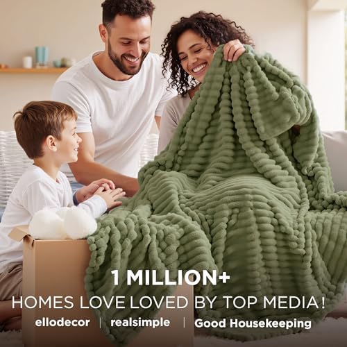 Bedsure Soft Cal King Size Blanket for Bed Moss 102"x96"