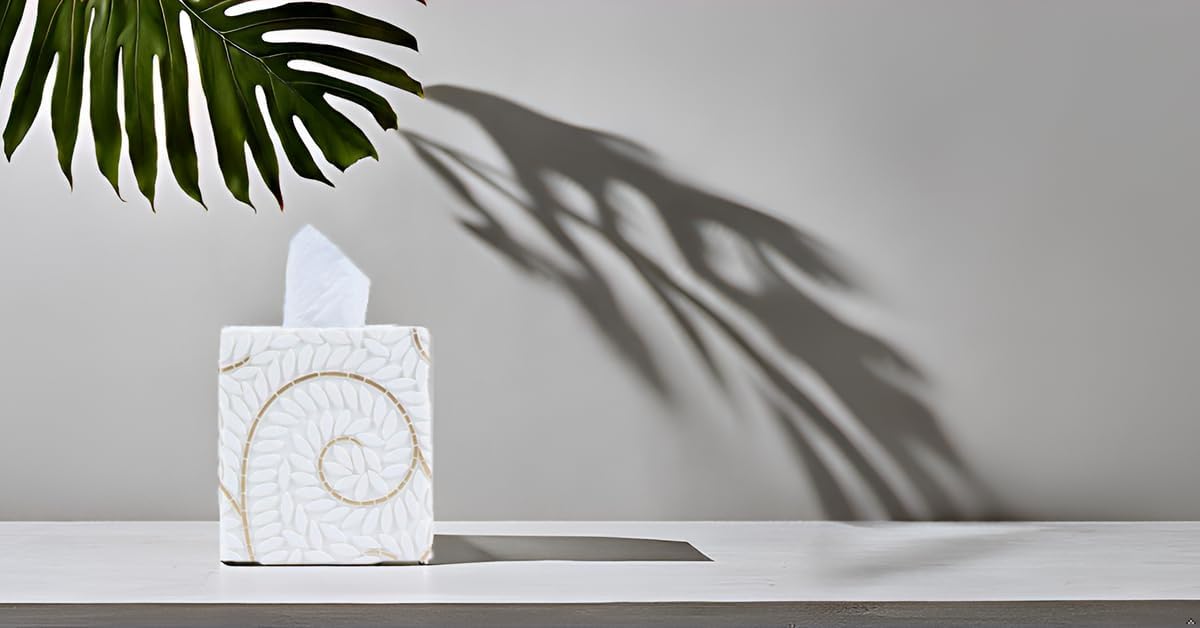 Modern Square Tissue Box Cover Holder / Leaf White
