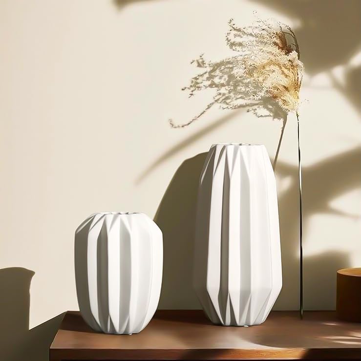Modern Ceramic Vase / Medium
