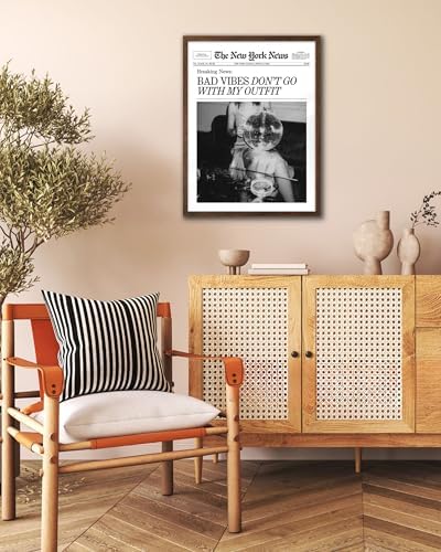 EcoHest 12x16 in Bad Vibes Don't Go With My Outfit Canvas Art
