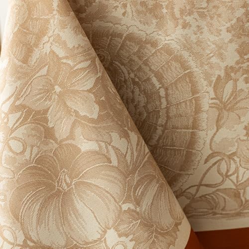 Benson Mills Fall Countryside Tablecloth (Maple 52" x 70" Rectangular)