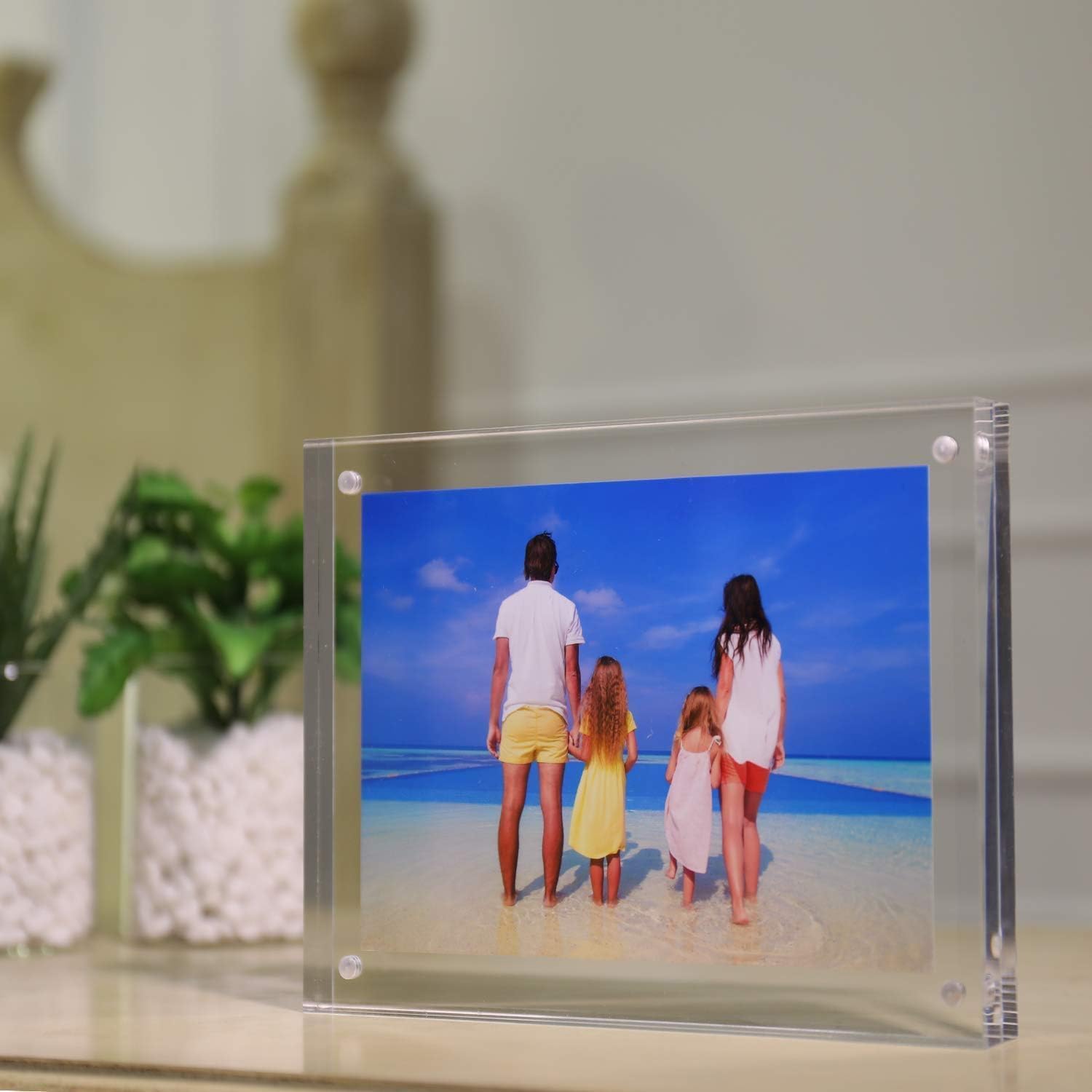 Meetu Acrylic Picture Frame 4x6,Clear Freestanding Double Sided 20mm Thickness Frameless Magnetic Photo Frames Desktop