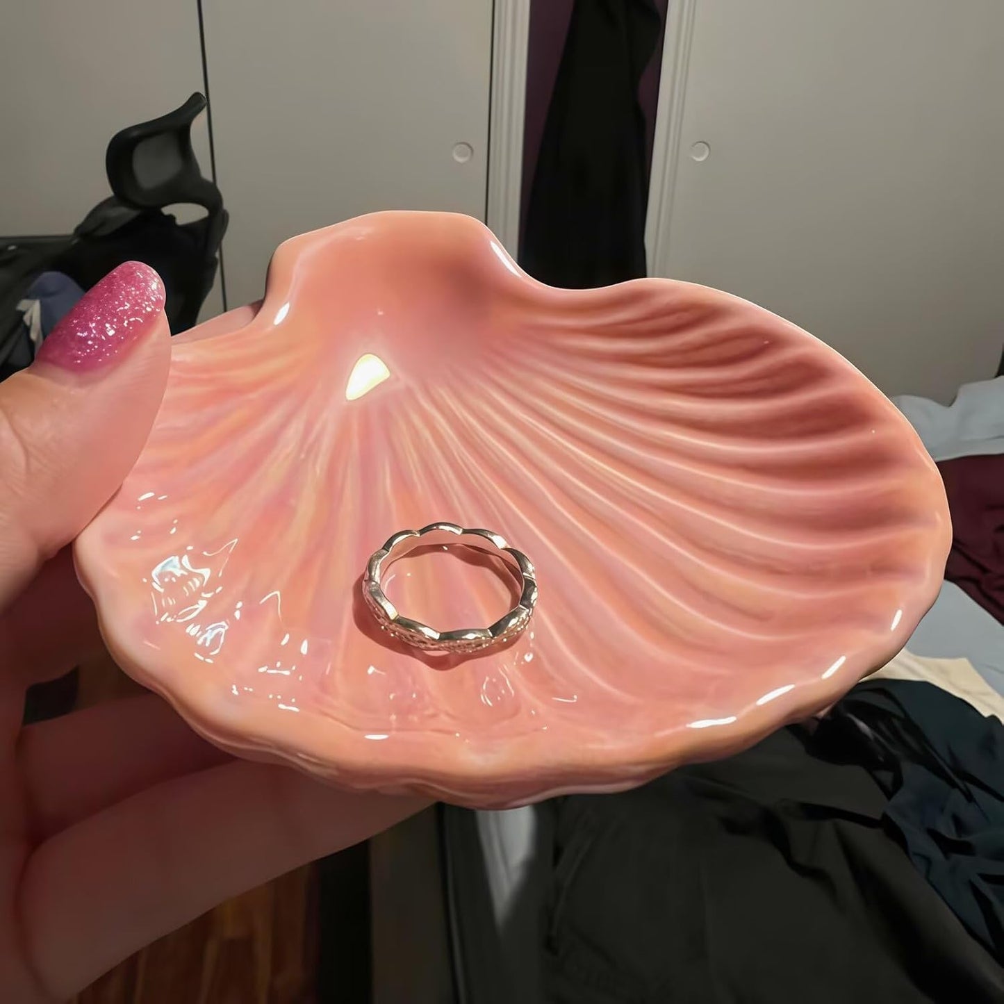 Iridescent Surface Jewelry Tray / Pink