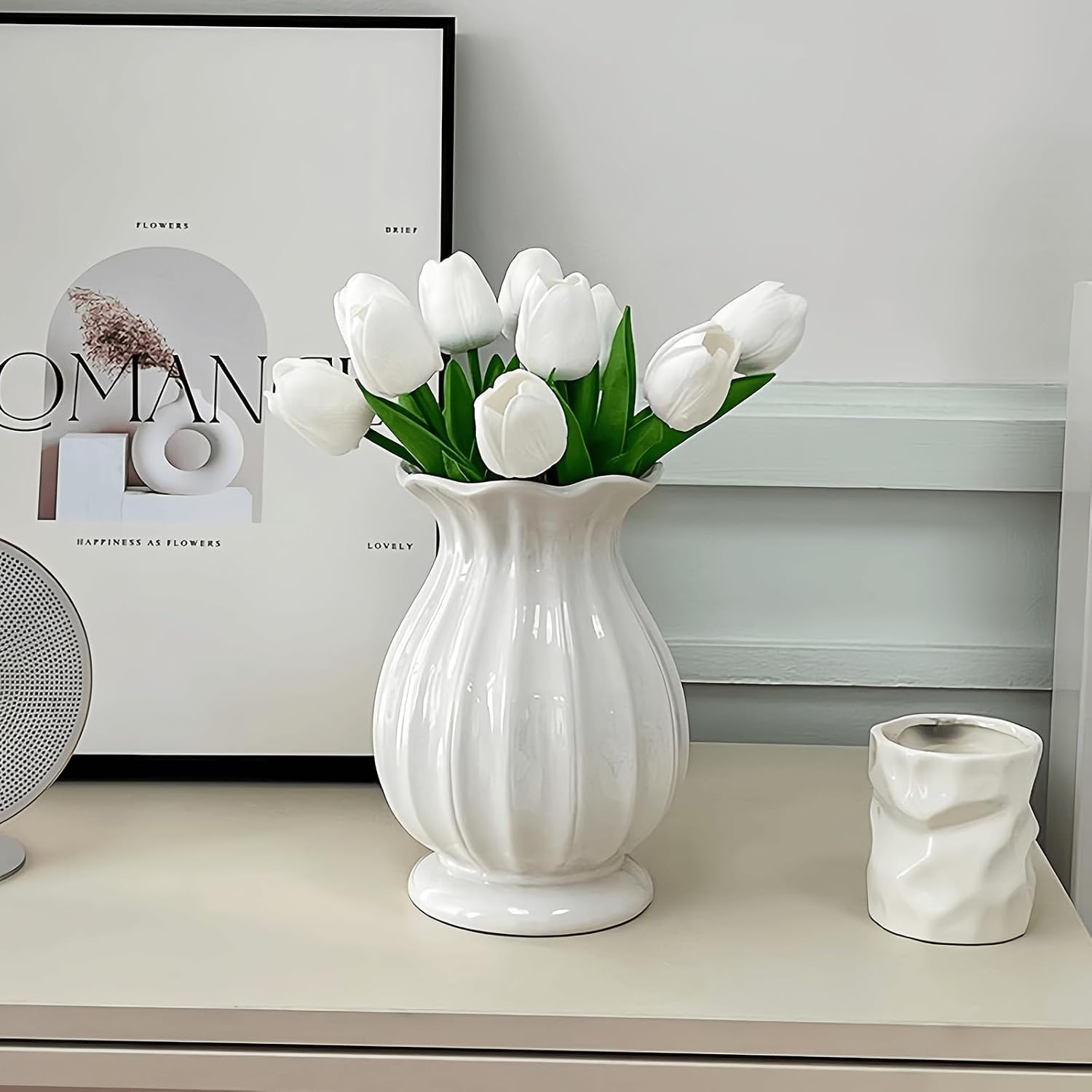Modern Ceramic Flower Vase / White