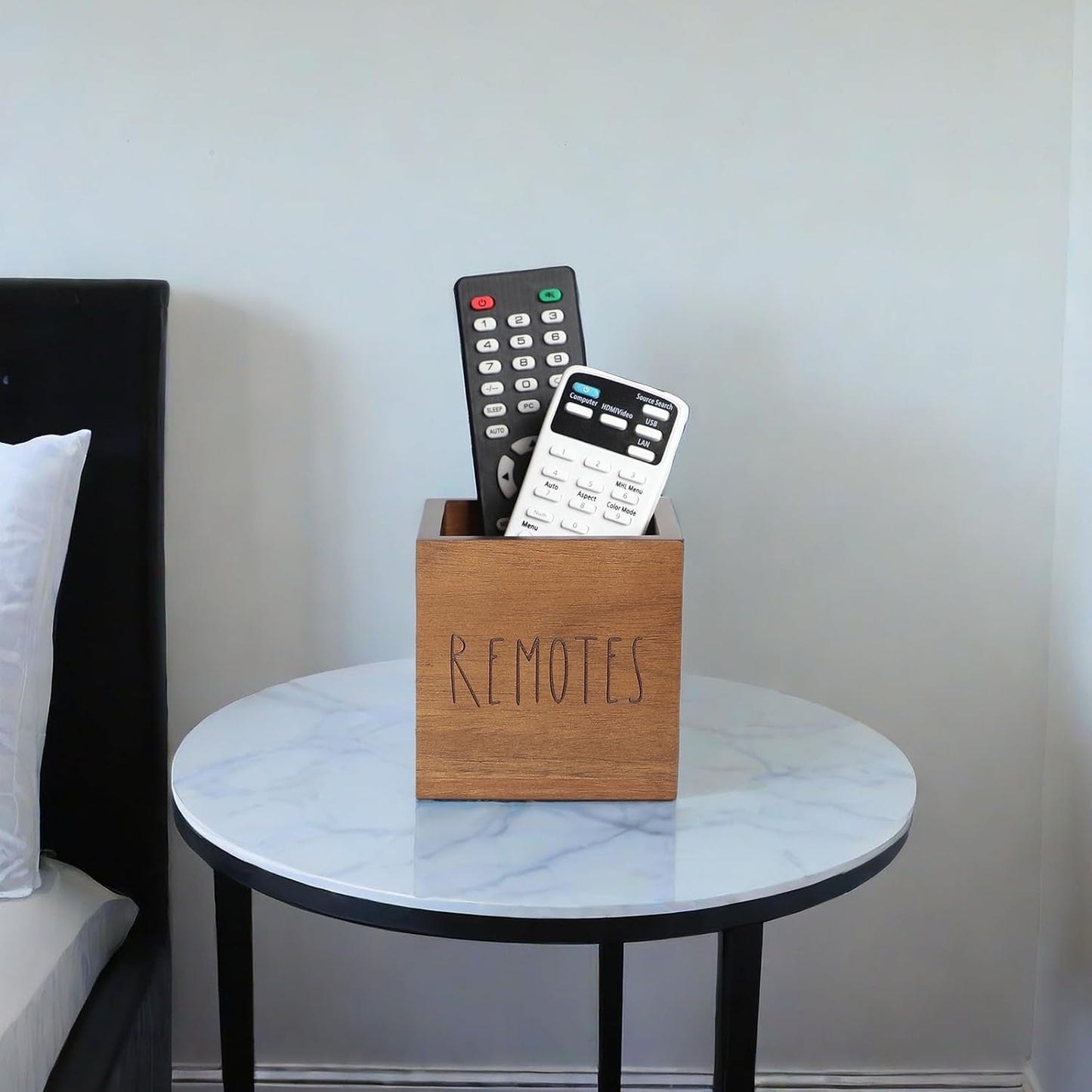 TV Remote Holder / Brown / S,for 2 or 3 Remote Controls