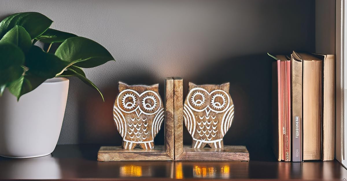 Wood Bookends / Wood / White / 6 Inch