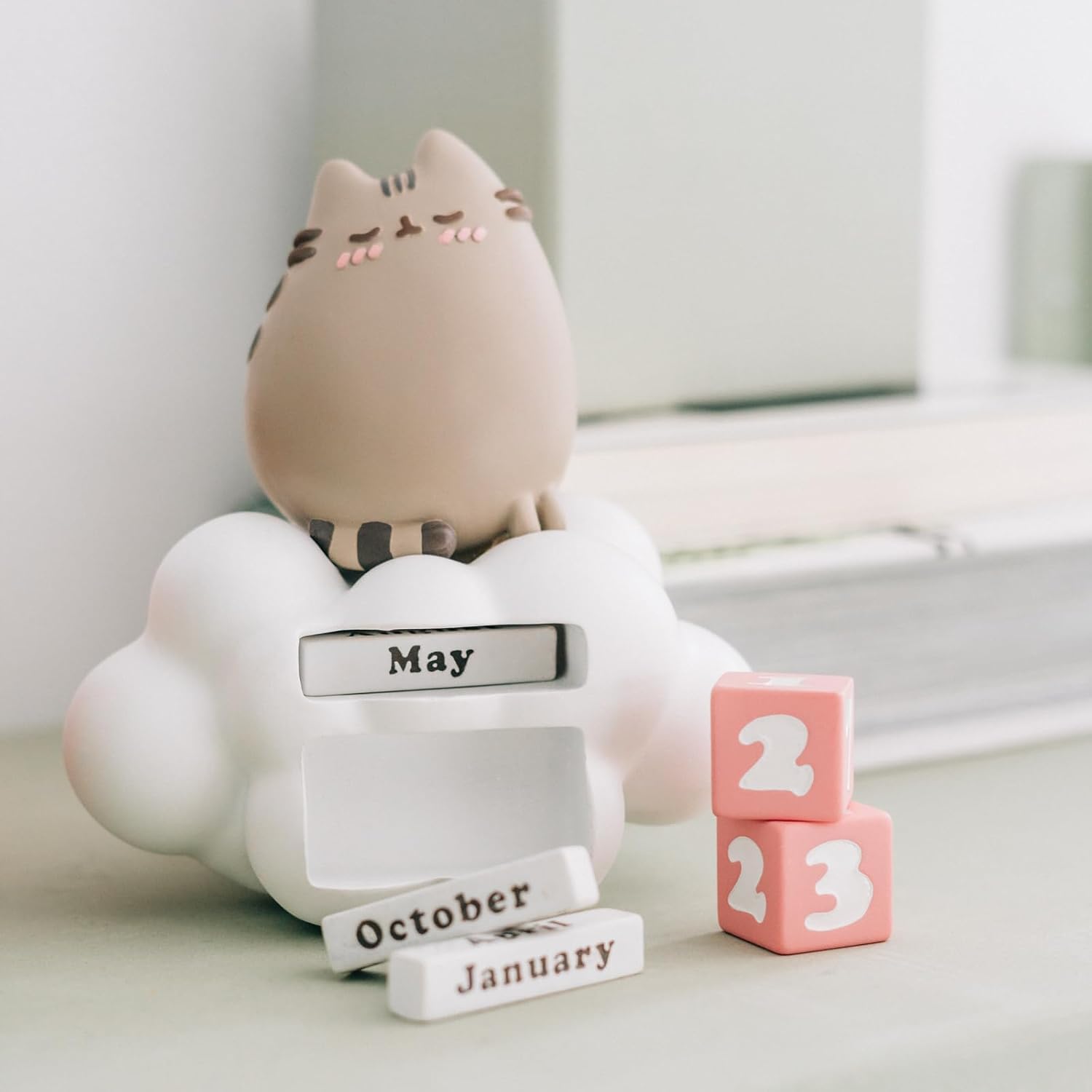 Grupo Erik Pusheen Calendar, Pusheen Gifts | Perpetual Calendar, Pusheen figure, kawaii stuff, Kawaii accessories