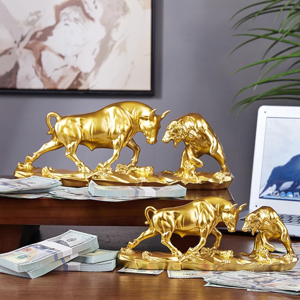 Bull and Bear Statue / Gold