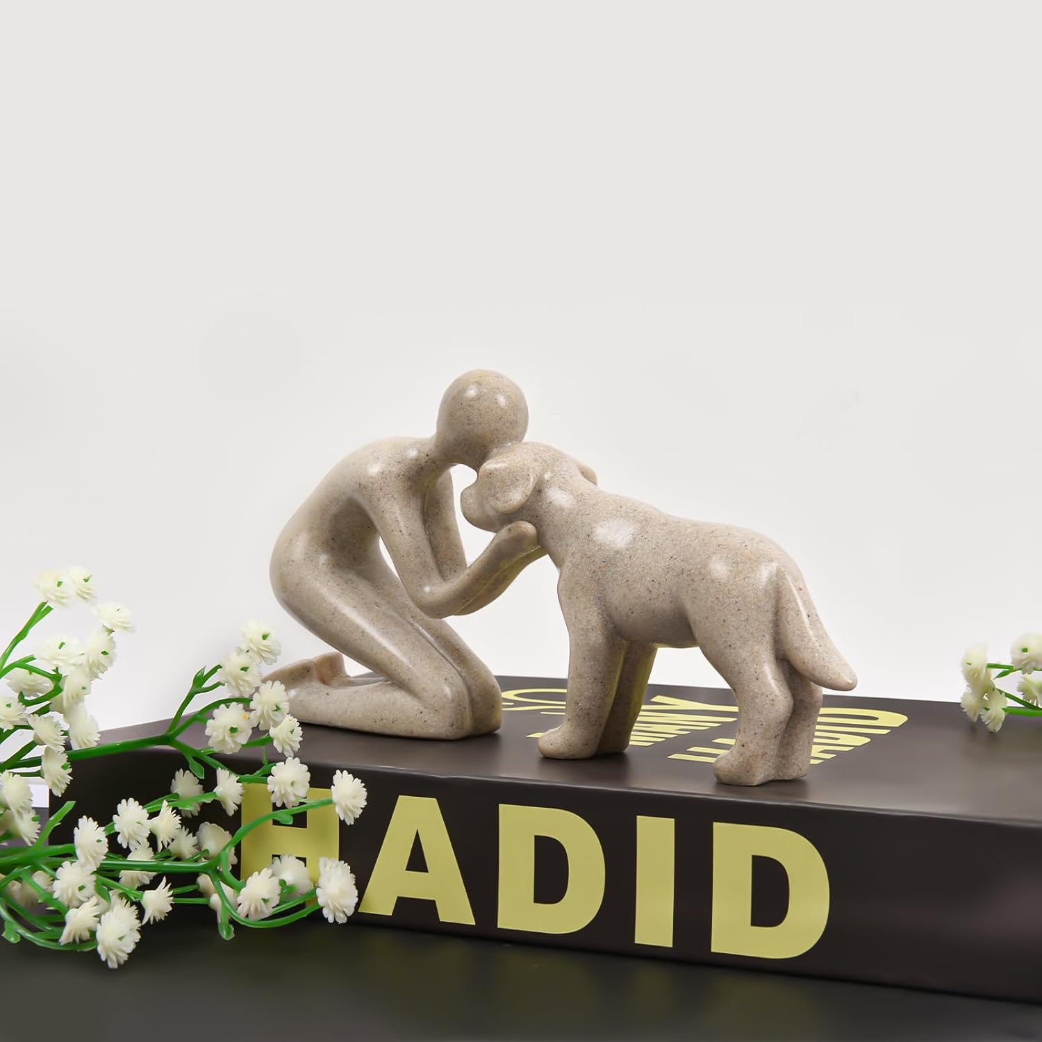 Head-to-Head Intimate Figurine Home Decor / Sandstone