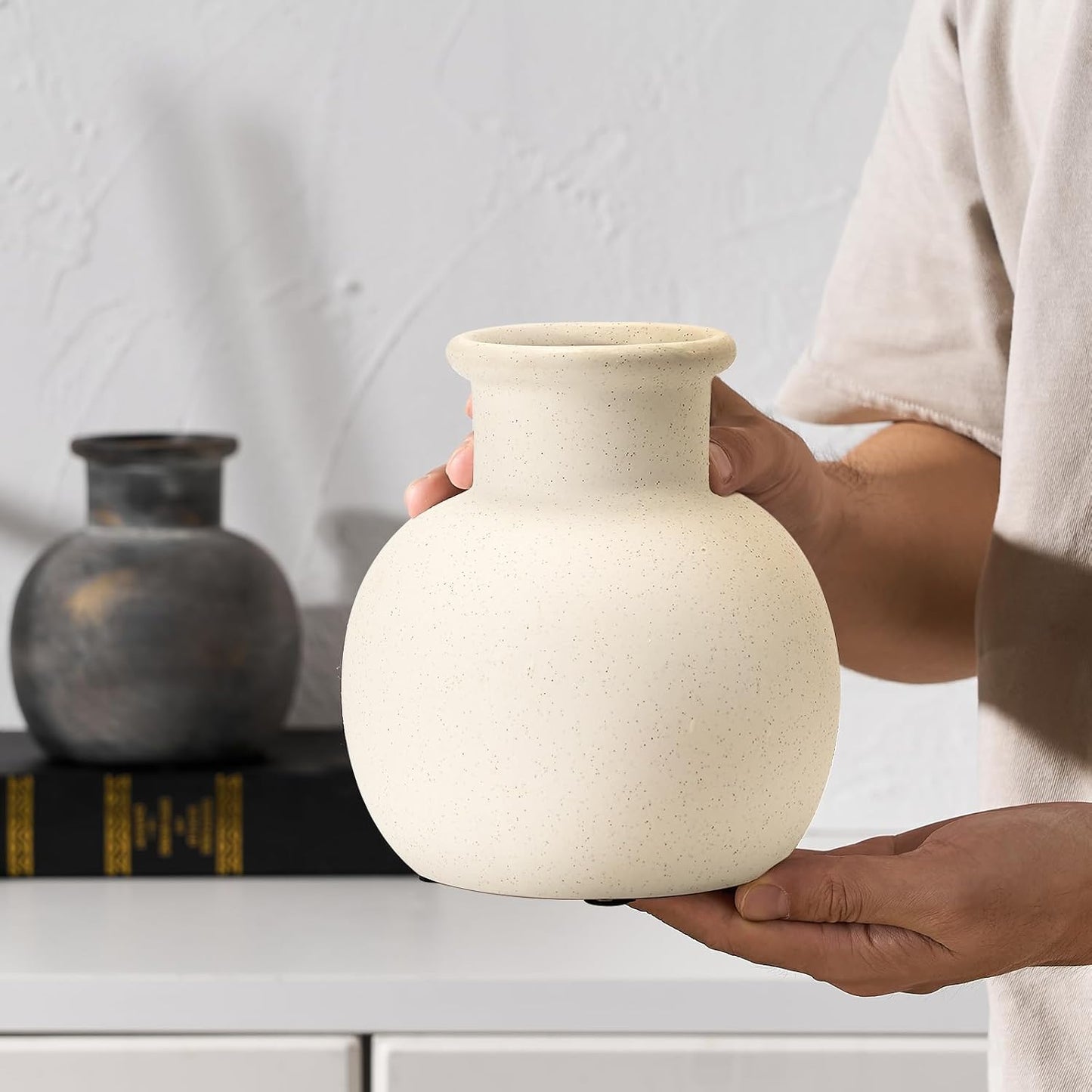 Spotted Ceramic Modern Vase / 18795-white / 5.8 Inch