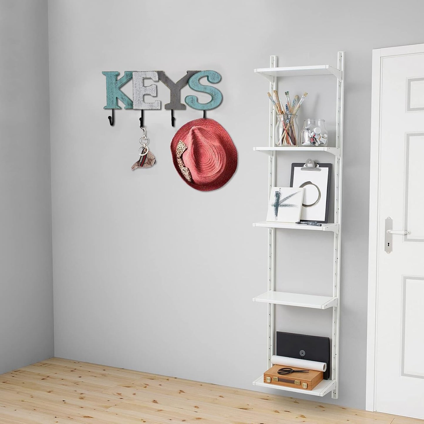 Hanger Hooks Cutout Wooden Word Sign Hanging Ornament Decorative / KEYS
