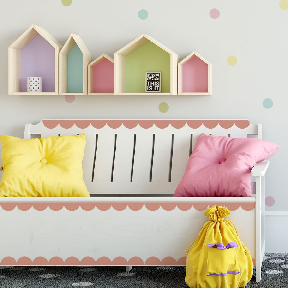 Scallop Border Wall Sticker / Coffee Color