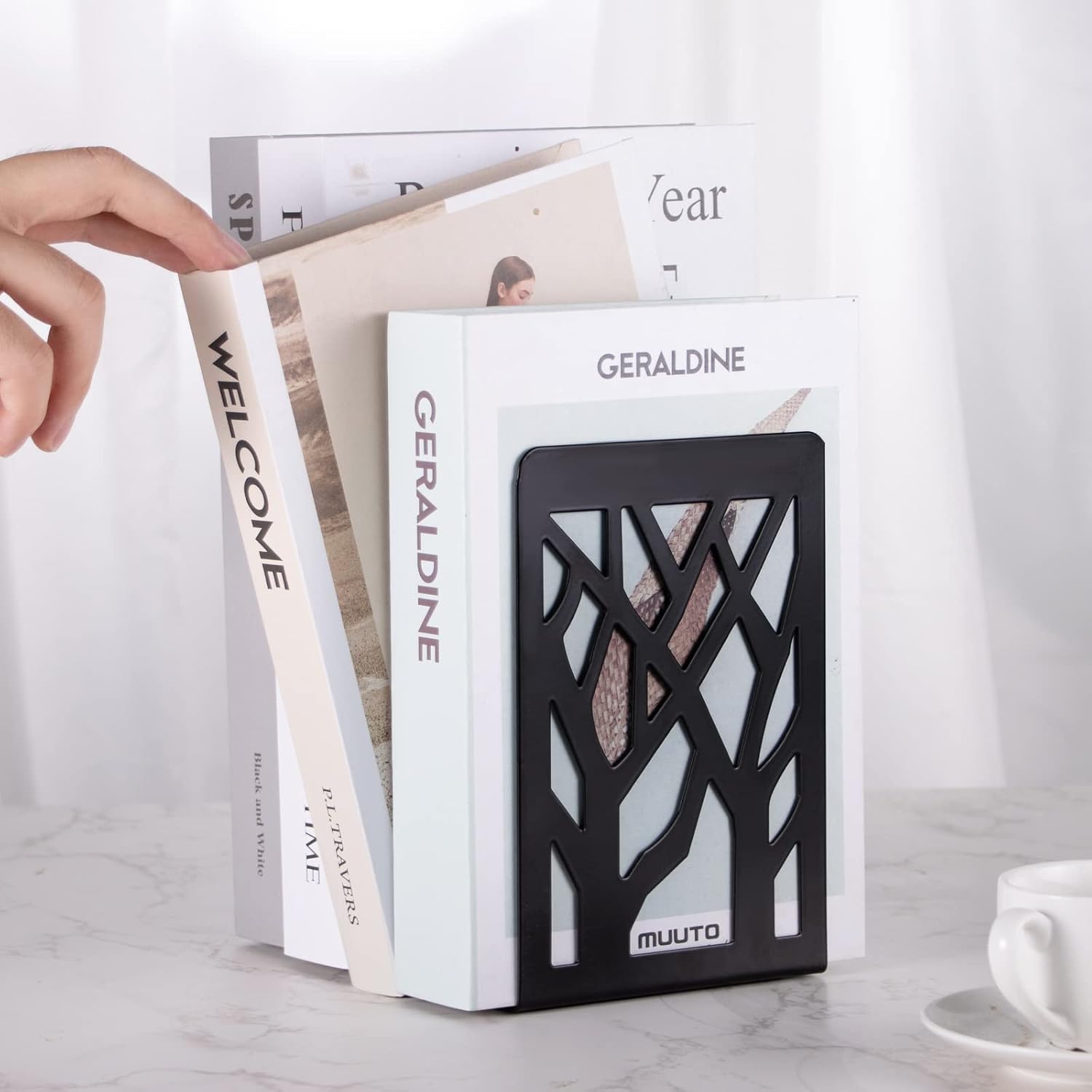 Black Metal Book Shelf Holder Home / Black-3 Pair