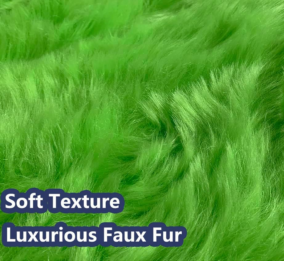 AOGU 30 Inch Faux Fur Christmas Tree Skirt Green Plush Skirt for Merry Christmas Party Christmas Tree Decoration