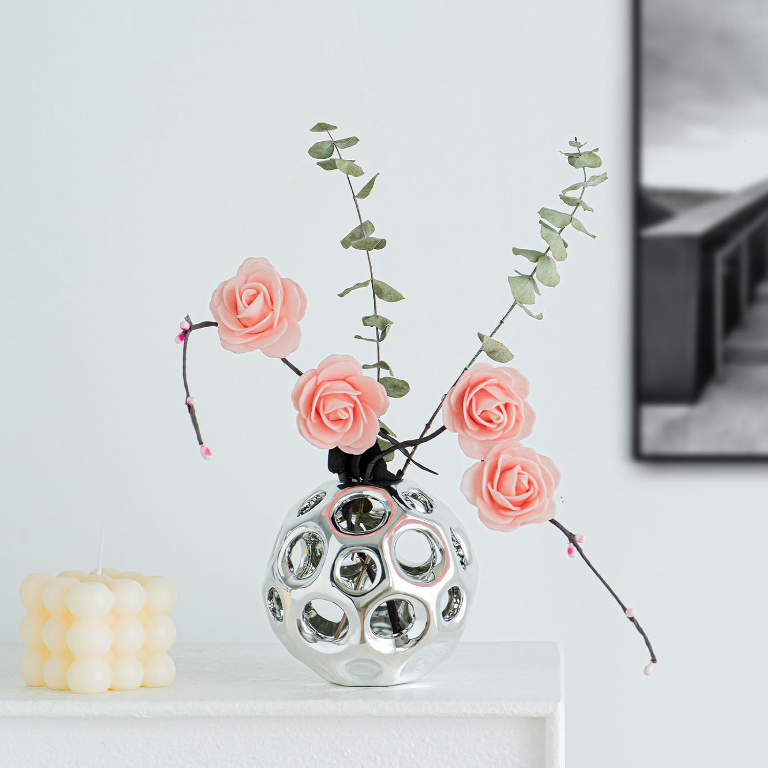 Modern Geometric Balls Centerpieces / Silver