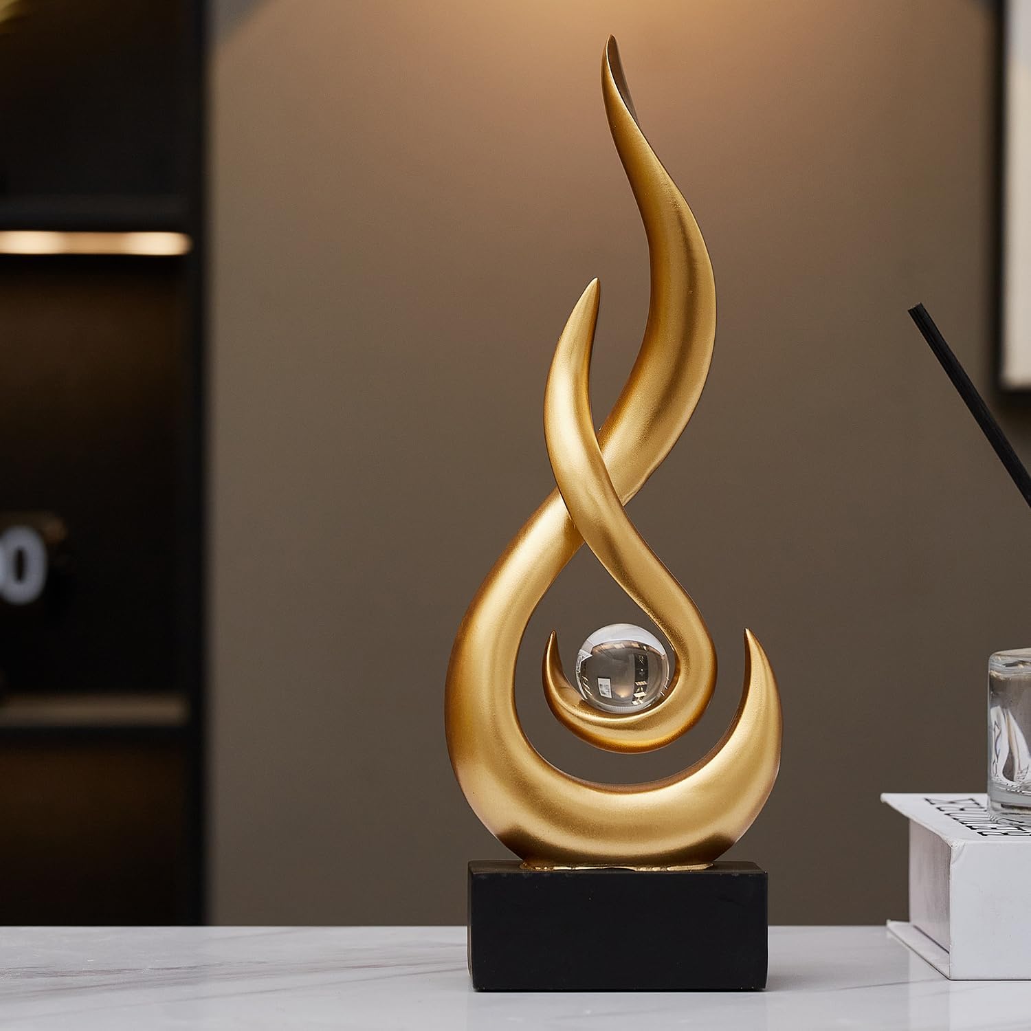 Resin Flame Statue Modern Centerpiece Ornaments / Gold