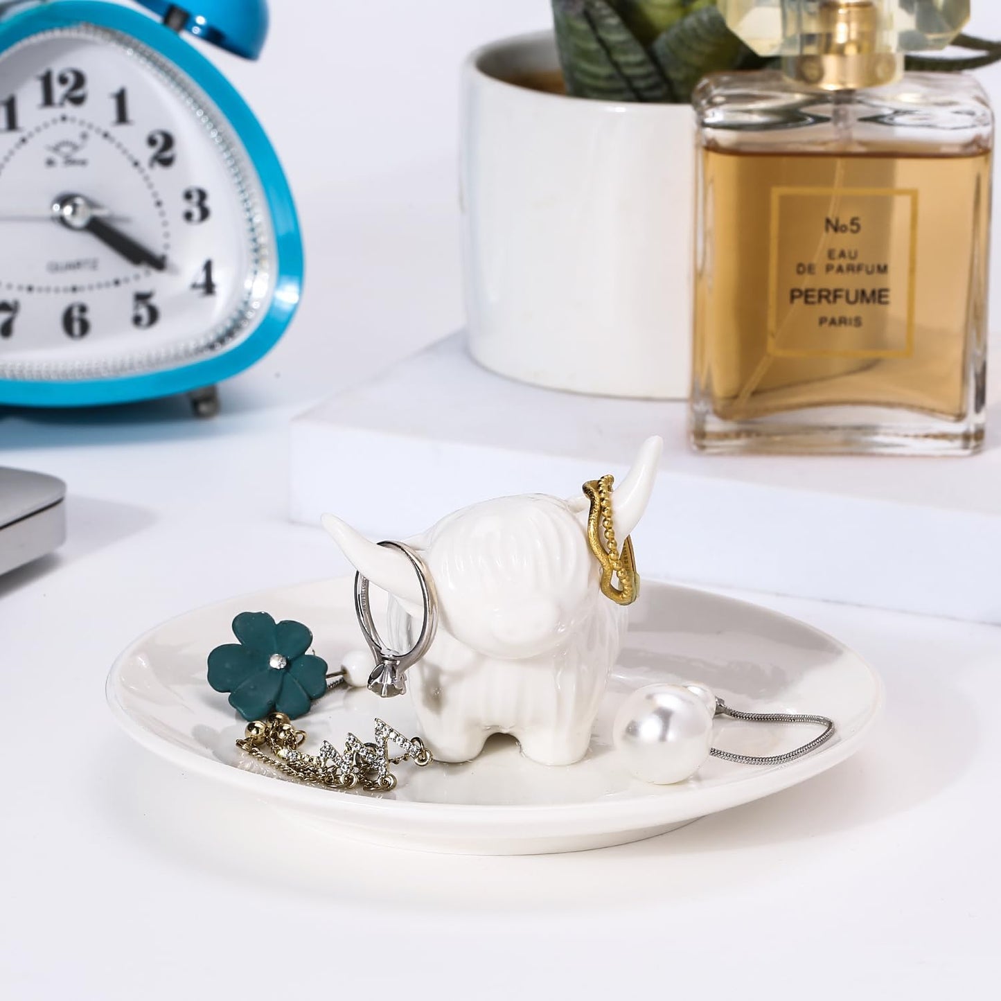 Highland Cow Ring Holder Dish Unique Ceramic jewelry Dish Tray Home Decor / Highland Cow Ceramic