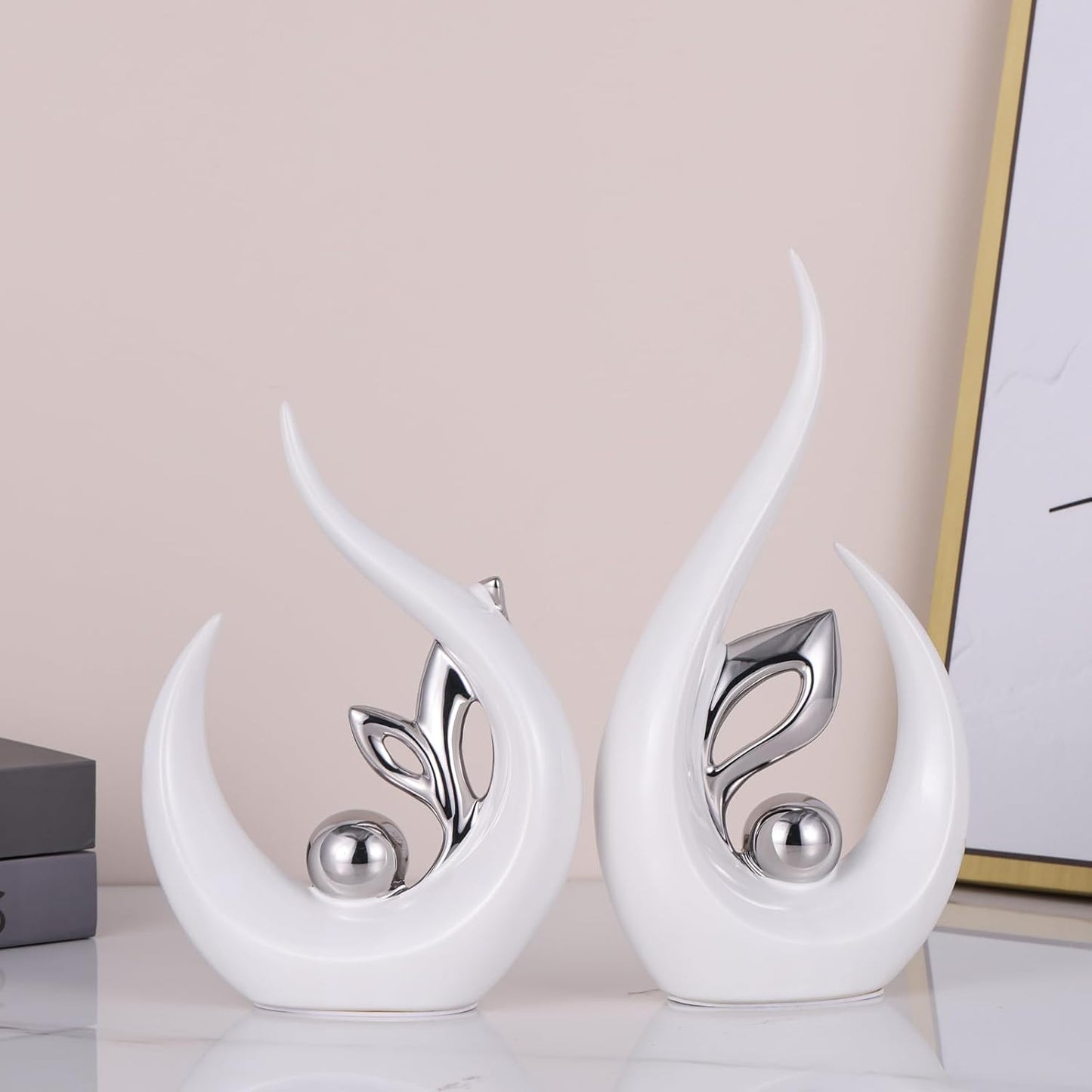 Ceramic Art Statue Cool Stuff to Put on Shelves&tv Stand Decor / White Silver / 9.4in/h