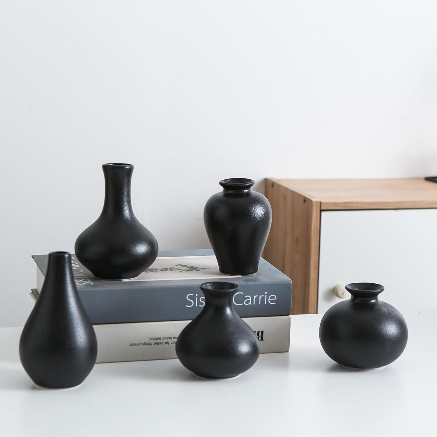 Small Ceramic Vase / Blacksmall Vase / Black / Set of 5