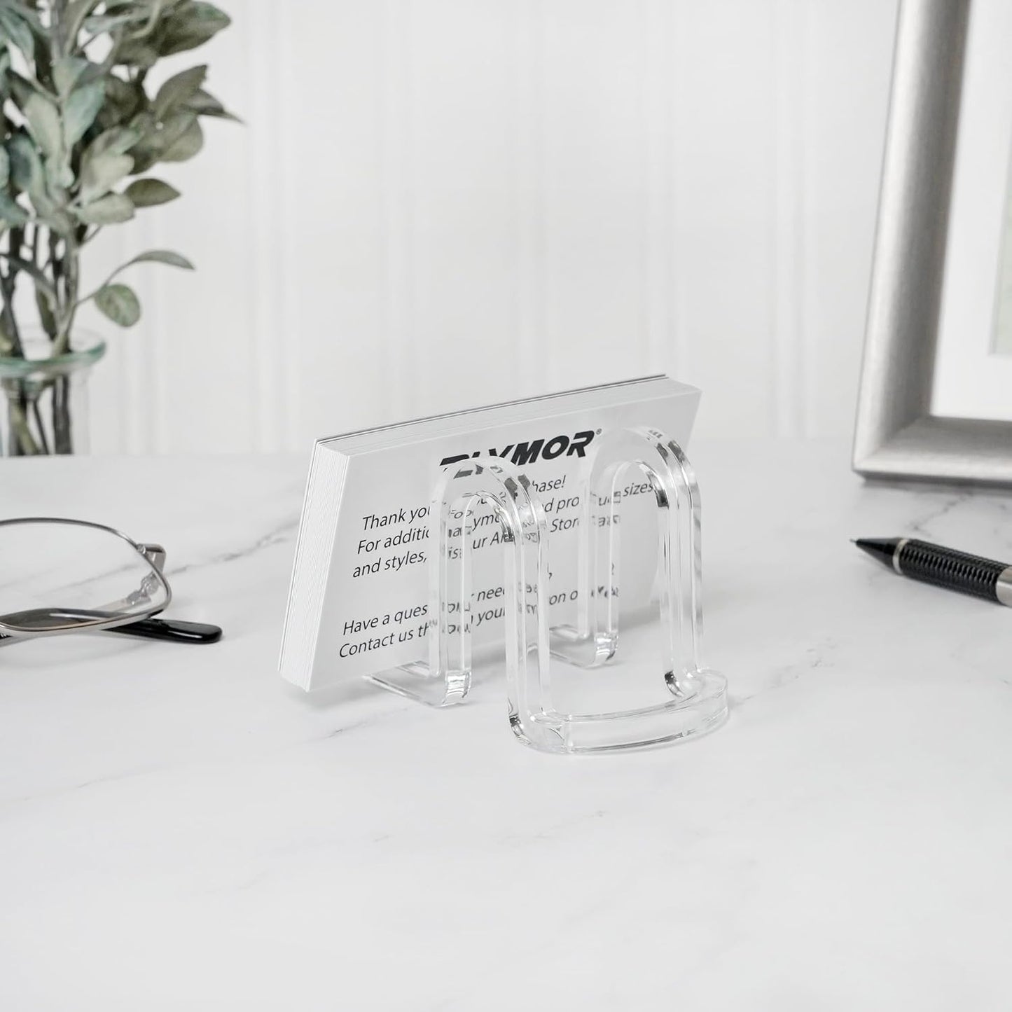 Acrylic Ribbon-Style Display Easel / 1.875 x 1.75 x 2.625 / Clear