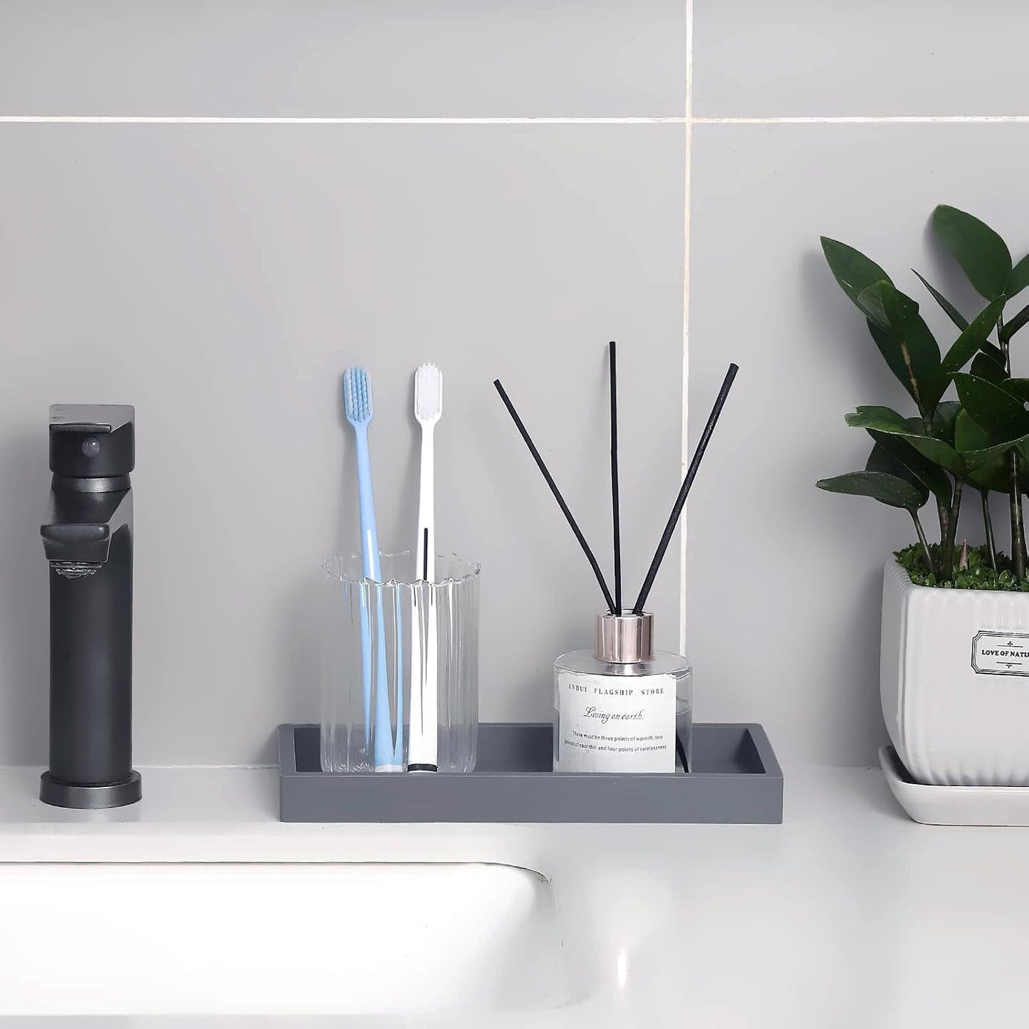 Slicone Vanity Trays / Gray / 9.8 x 4.7