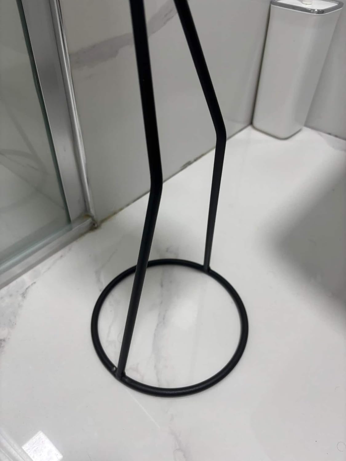GRANDMIX Funny Standing Toilet Paper Holder with Metal Figurine | Freestanding Bathroom Organizer with Tray for Plant