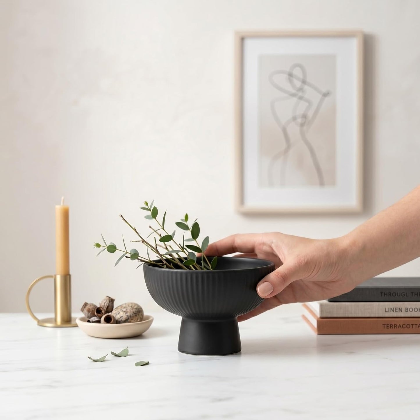 Table Art Flower Vase / Black / Pedestal, 6