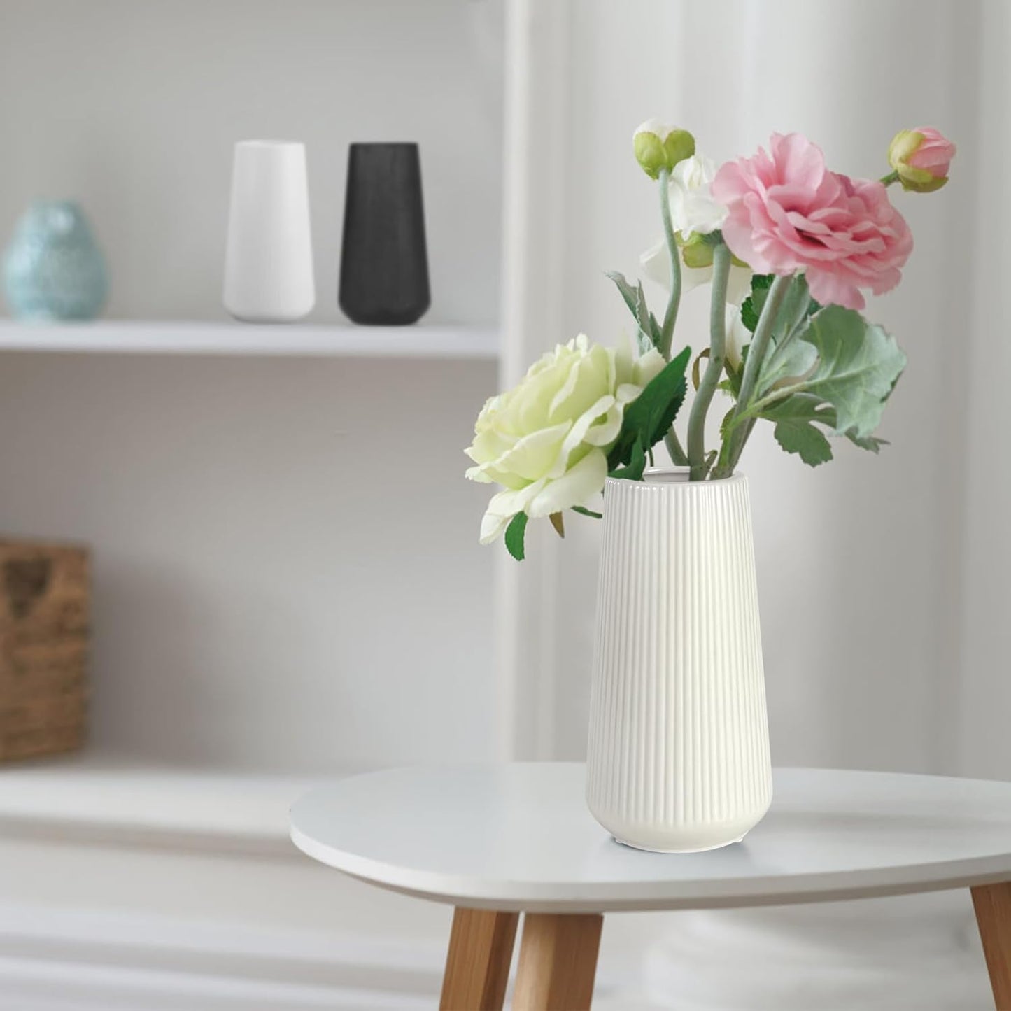 White Ceramic Vase for Flowers / XL White