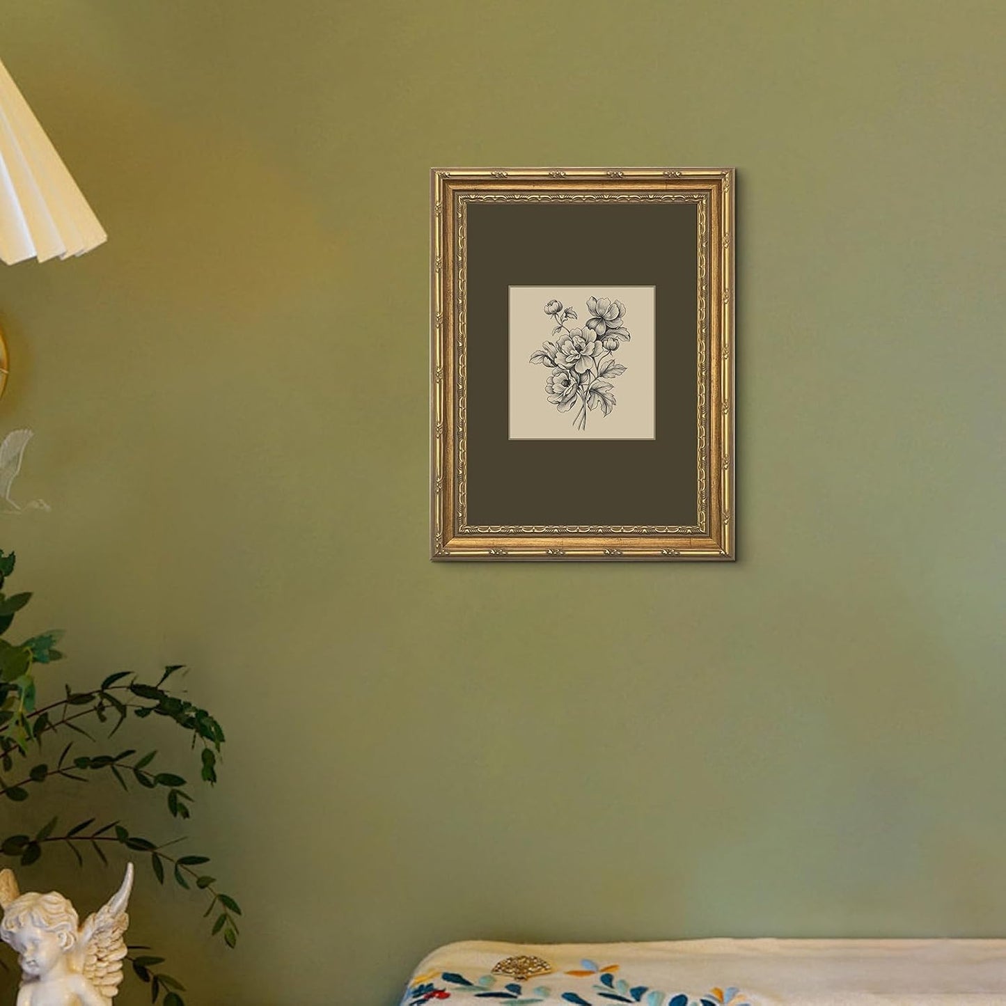 Vintage Botanical Dark Flower / Sketch / 16"L x 12"W / Green