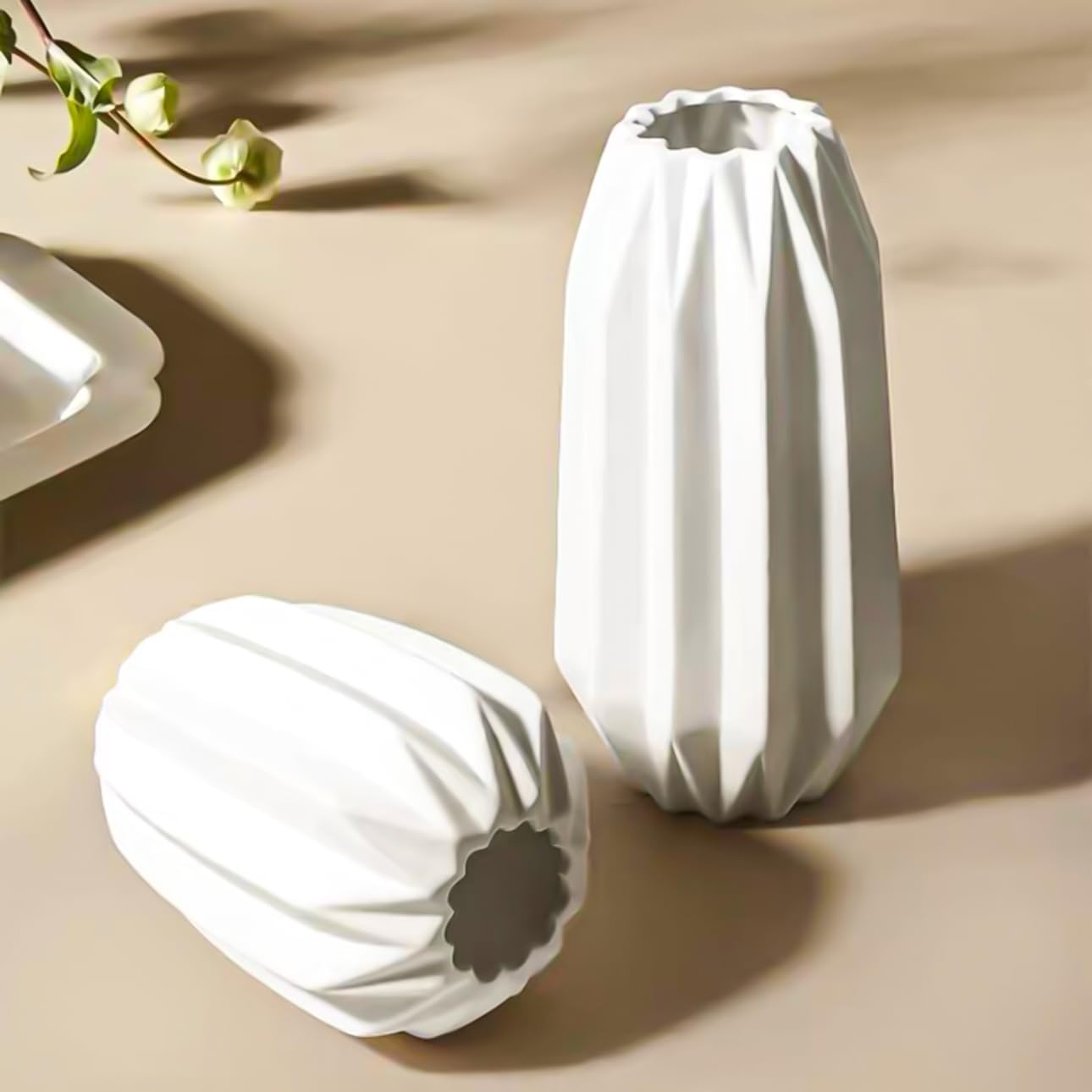 Modern Ceramic Vase / Medium