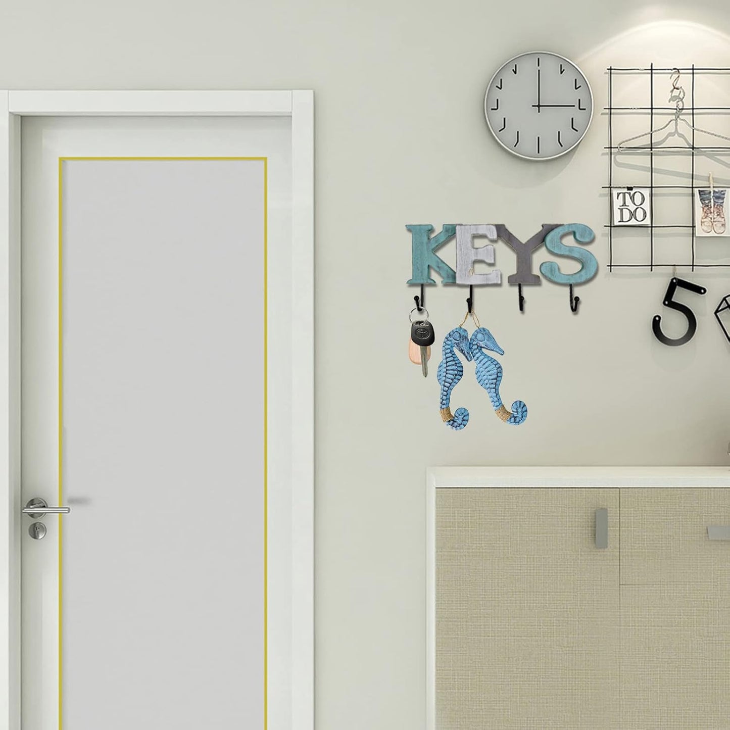 Hanger Hooks Cutout Wooden Word Sign Hanging Ornament Decorative / KEYS