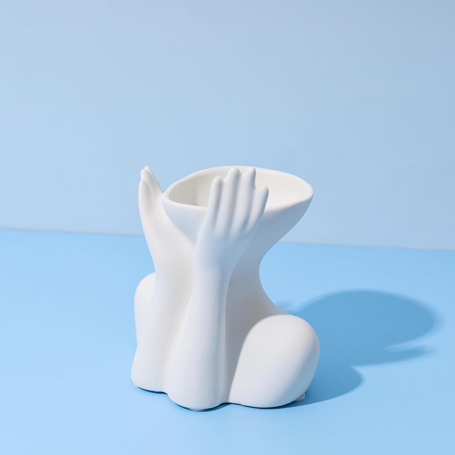 Elegant Hands Ceramic Vase / Luna-white