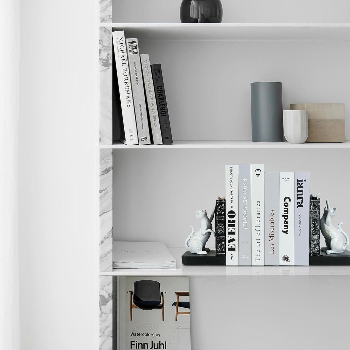 Decorative Bookends / Heavy Duty Resin Cat Bookends / White