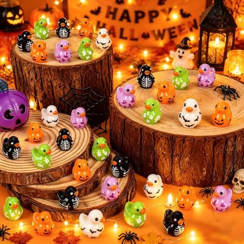 120Pcs Halloween Mini Resin Ducks Miniature Halloween Trinkets