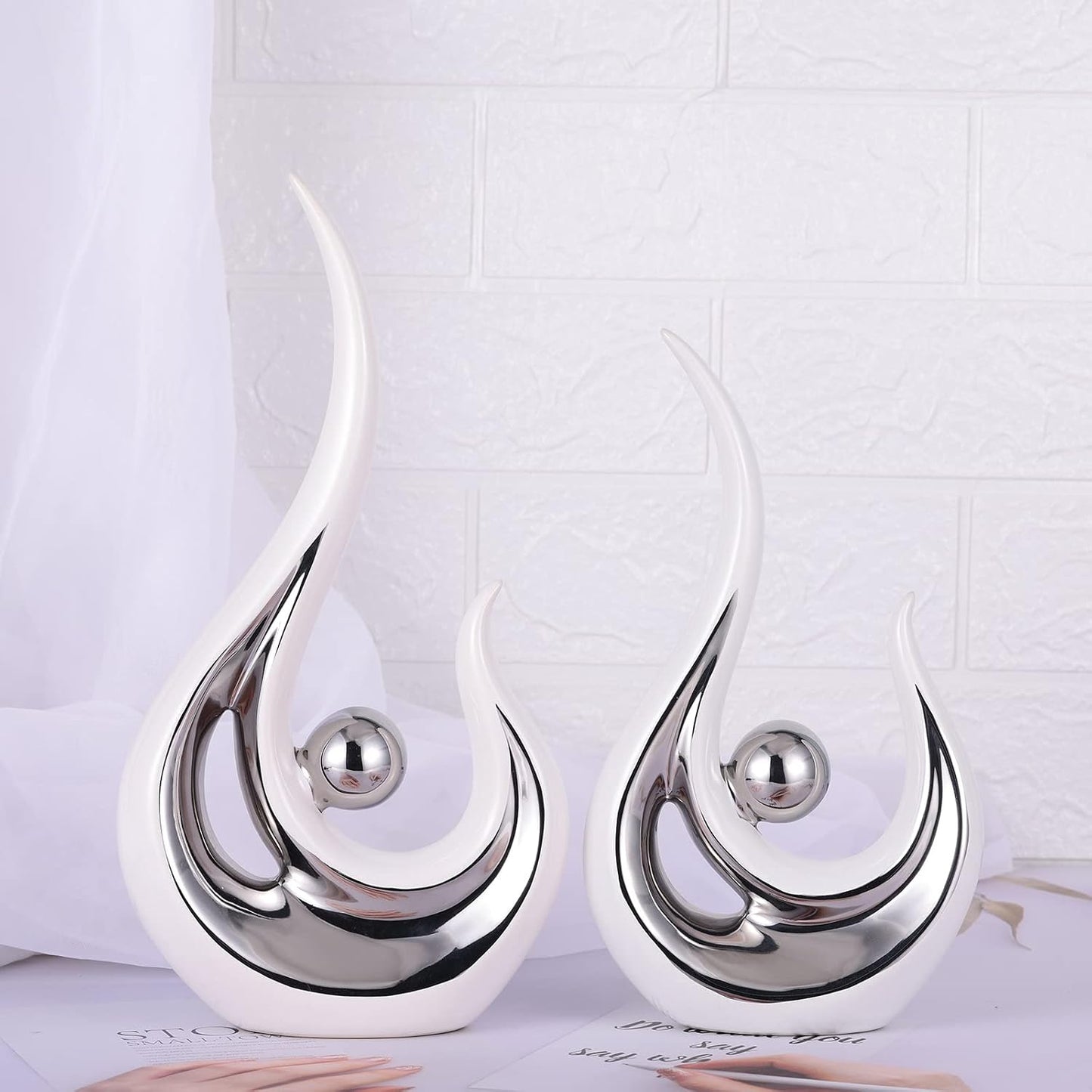 Contemporary Statues Coffee Table Decor / White and Silver / Set of 2