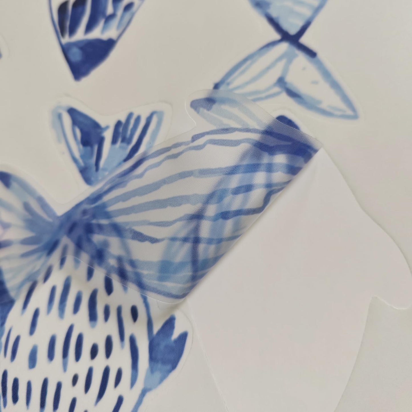Hand Drawn Watercolor Fish Underwater World Wall Decals Waterproof / Blue Fish / Set of 30