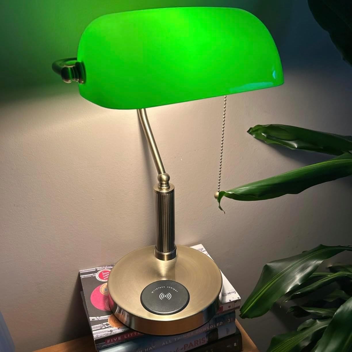 FIRVRE Glass Bankers Desk Lamp,USB Wireless Charging Port LED Desk Lamp, Classic Retro Pull Chain Switch Table lamp