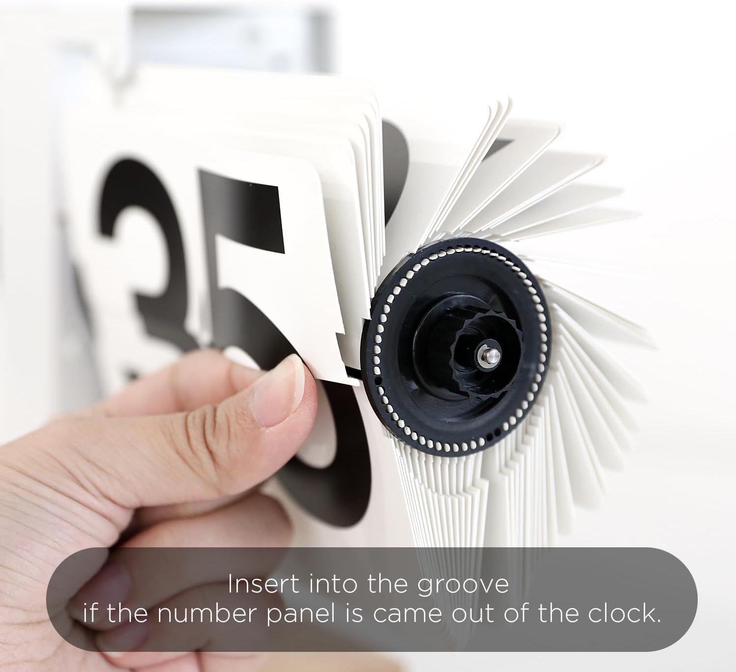 mooas Classic Modern Wood Mini Flip Desk Clock (White), Retro Vintage Analog Design Auto Flip Clock Table Clock Large