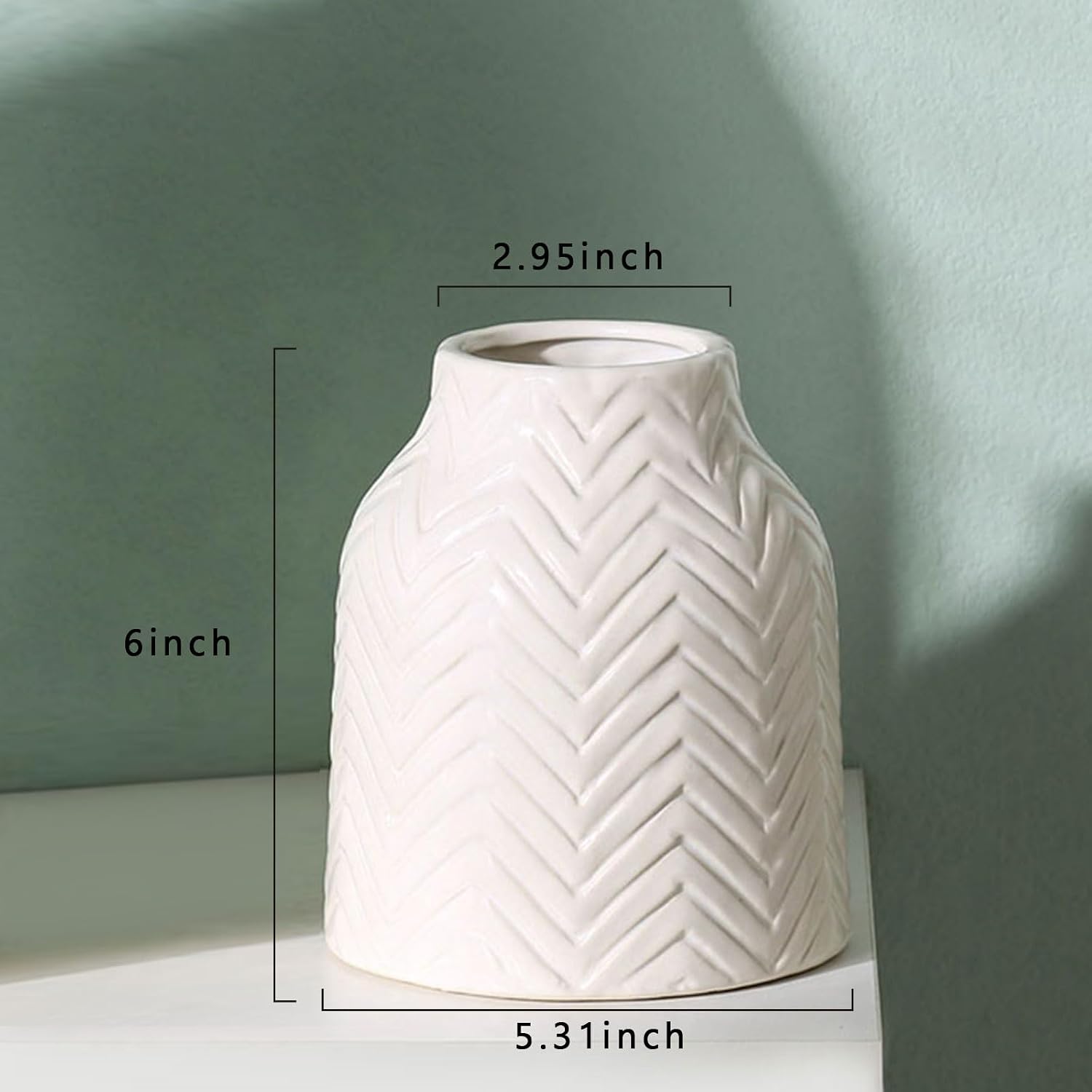 Modern Decorative Vase / 5d'' x 6H / White