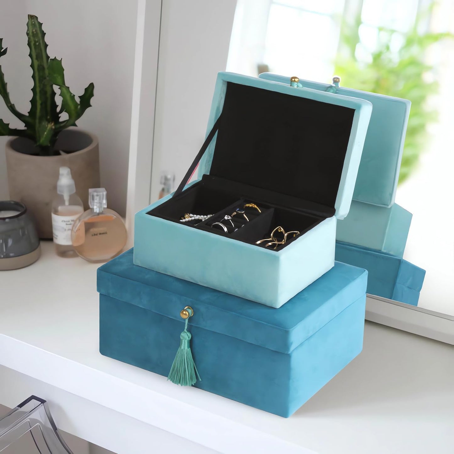 Velvet Jewelry Boxes Decorative Boxes / Blue