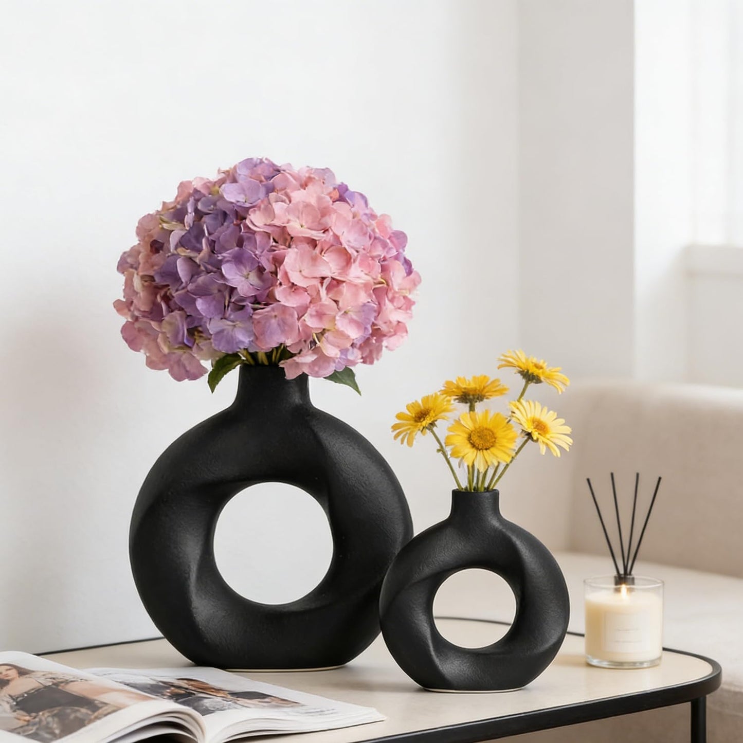 Donut Ceramic Vase / Black / Set of 2