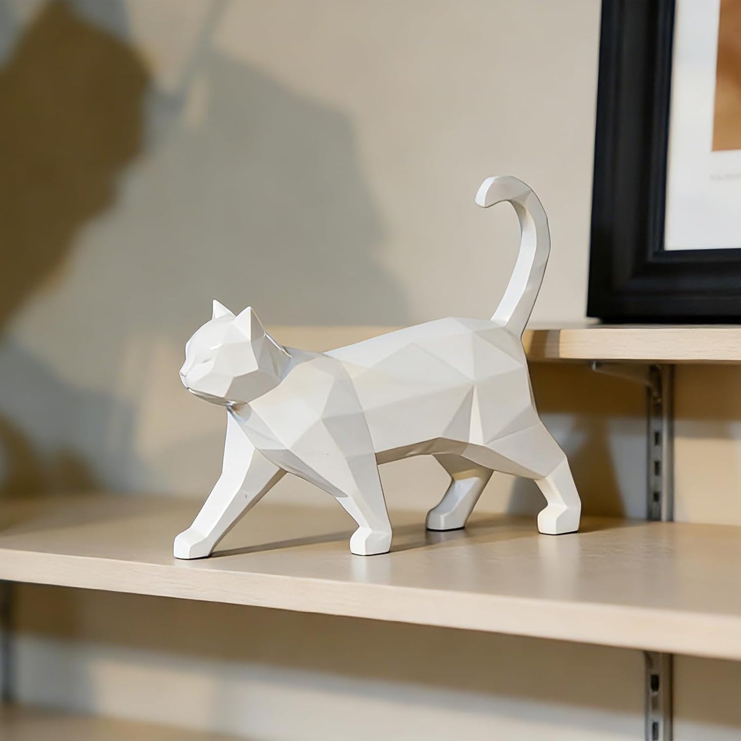Geometric Knick Knacks Statue / Cat