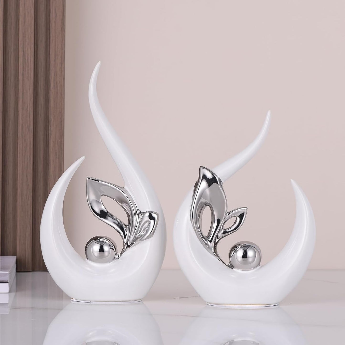 Ceramic Art Statue Cool Stuff to Put on Shelves&tv Stand Decor / White Silver / 9.4in/h